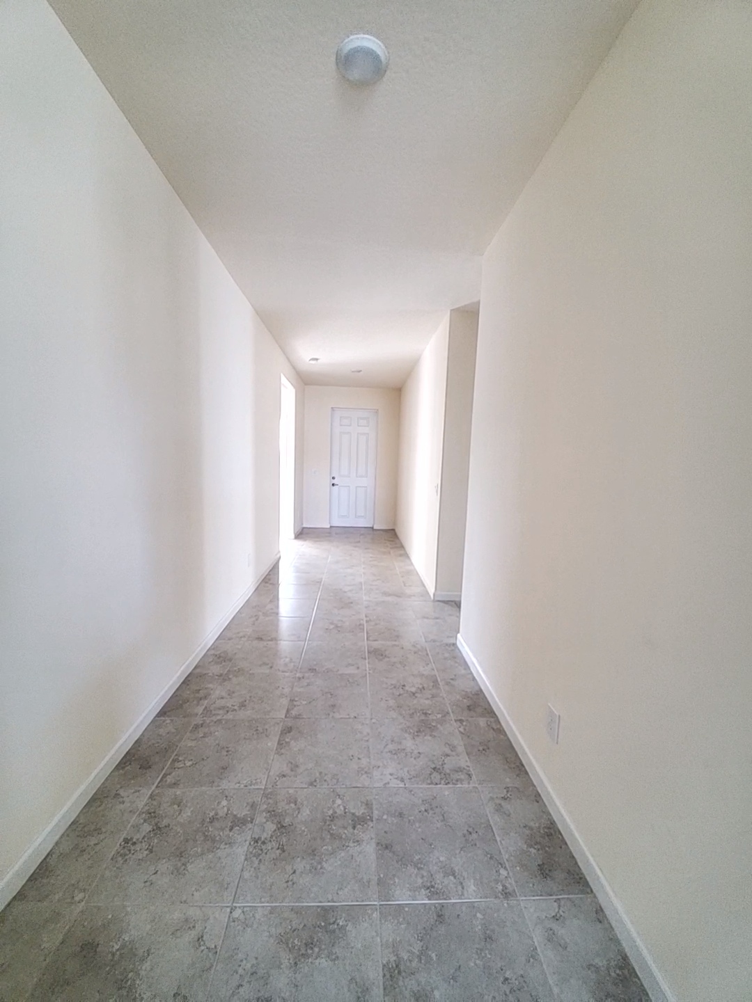 100 Days of Stories – Day 56: HOUSE HUNTING