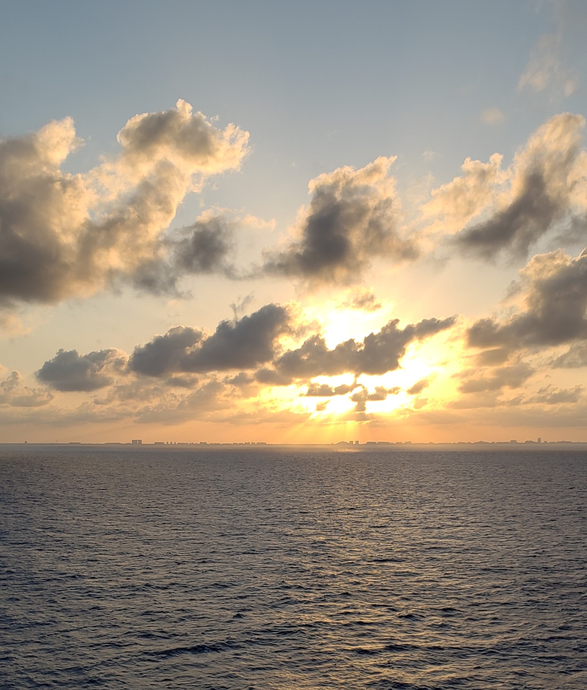 100 Days of Stories – Day 79: CITY UNDER THE SUN