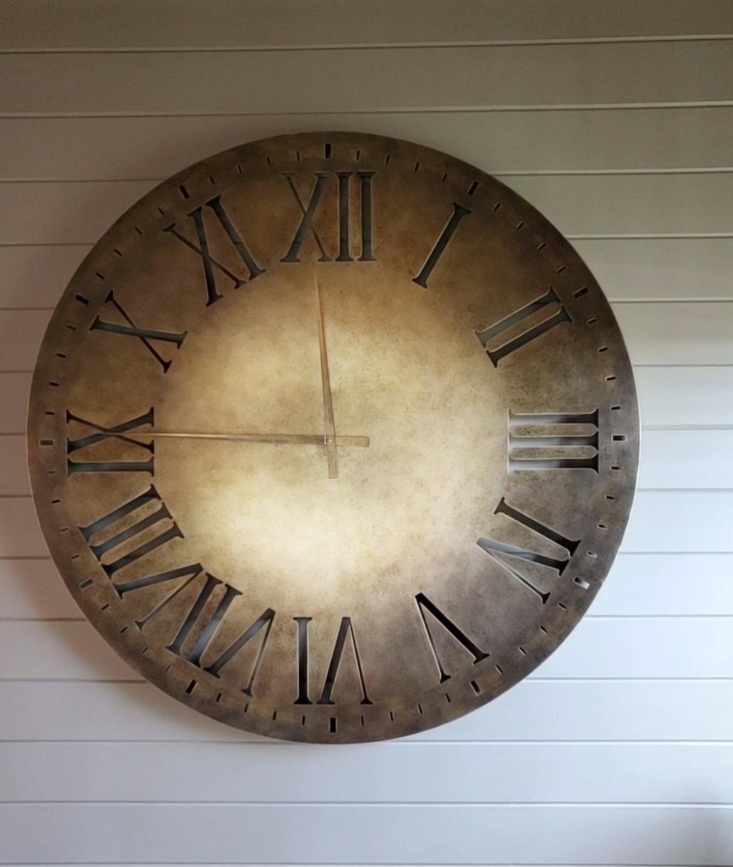 100 Days of Stories – Day 86: TICKING